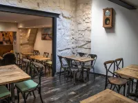 Hôtel la Muette Hotels in Arles