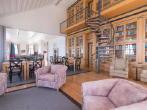 カサ ド メディコ デ サン ラファエル シネスのホテル