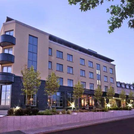 Salthill Hotel Отели рядом с достопримечательностью «Солтхилл»