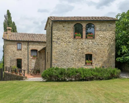 Agriturismo Colli di Travale Hotels in Montieri