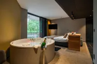 Aux Etangs - Hôtel Hotels in Herve