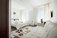 Piramida Hotel