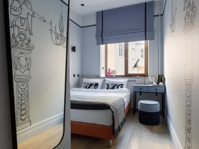 Obolenskiy Hotel Hotel berhampiran Taman Musim Panas