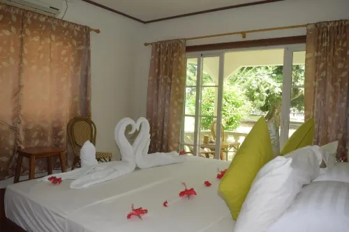 Chalet Bamboo Vert Hotels in La Digue