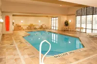 Hampton Inn by Hilton Brampton Toronto - piscina
