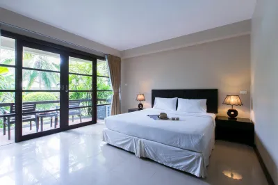 Thongtakian Resort Hotels near Thong Takian