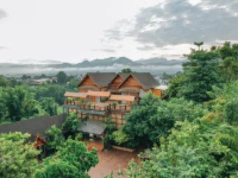 โกโก้ วัลเล่ย์ รีสอร์ต โรงแรมในอำเภอ ปัว