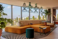 Hampton by Hilton Lyon  Airport Hotels in Colombier-Saugnieu