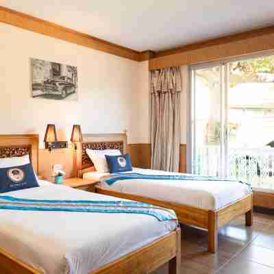 RoomQuest Golden Triangle Premium Collection Rooms