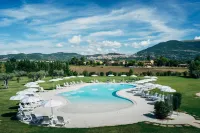 Valle di Assisi - piscina