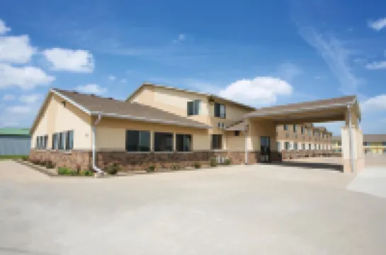 Super 8 by Wyndham Cameron