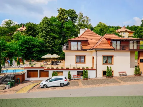 Hotel Łaziska - piscina