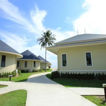 Wis Beach Khanom