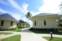 Wis Beach Khanom - 3-Star