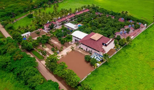 Freesia Resort by Express Inn