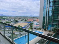 Imperial Grand Suite Apartment Kuching - Mountain view