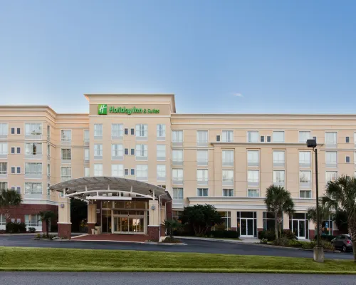 DoubleTree by Hilton Brunswick Hotels in Glynn County