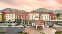 Hilton Garden Inn Fontana - Bãi đậu xe