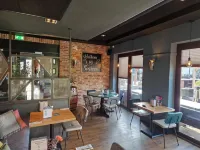 Hotel Rauw aan de Kade فنادق في Velsen-Zuid