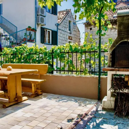 Luxury Villa Minerva Gardens