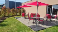 Ace Hotel Creutzwald Saint Avold - Parkplatz