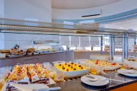 Monica Isabel Beach Club - Breakfast