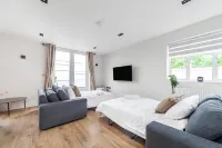 Arte Stays - Serviced Apartments for Leisure and Business - Private Parking - Wembley - Bãi đậu xe