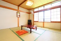 Lake Oshino Hotel in zona Oshino Hakkai (the Eight Seas of Oshino)
