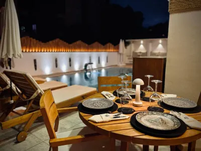 Oji Hotel Hotels near Red Tower