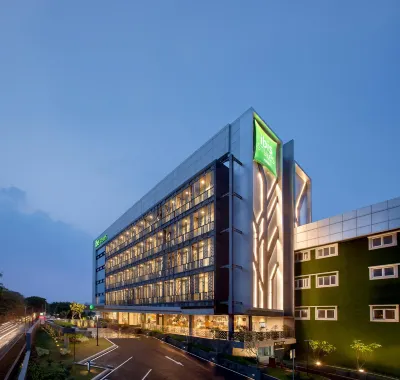 ibis Styles Jakarta Sunter Hotel dekat Mal Sunter
