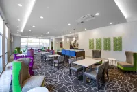 La Quinta Inn & Suites by Wyndham Mobile