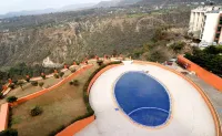 The White Hotel Katra, Vaishnodevi - Uima-altaat