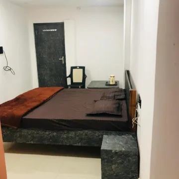 Prestige Guest House & Hostel