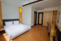 BAY RESORT CONDOMINIUM@IMPERIAL SUITES DIAMOND TOWER - ติดทะเล