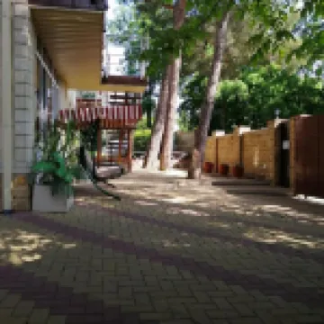 Asiyat Guest House