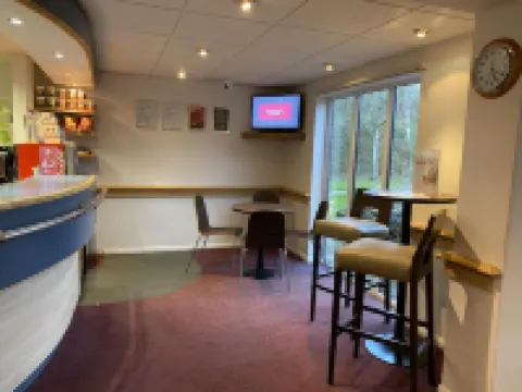 Days Inn by Wyndham Michaelwood M5 Hotels in Falfield