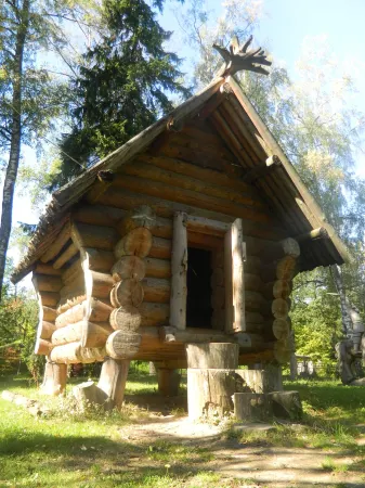 Каморка с лежанкой у окна Отели в г. Одинцовский район