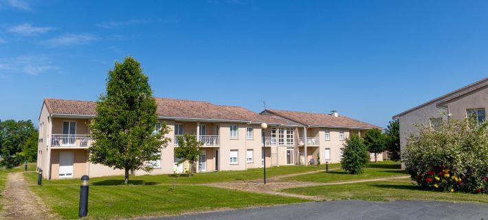 Patio Parc Résidence Hotels in Deux-Sevres