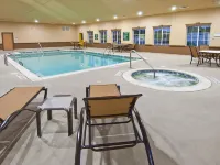 La Quinta Inn & Suites by Wyndham DFW Airport West - Bedford - Hot Tub
