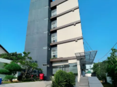 薩拉克住宿集團阿茲卡酒店