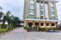 Tania President Inn