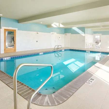 Holiday Inn Express & Suites SEASIDE-CONVENTION CENTER by IHG