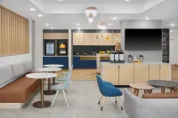 TownePlace Suites Lansing North Hotel a Lansing