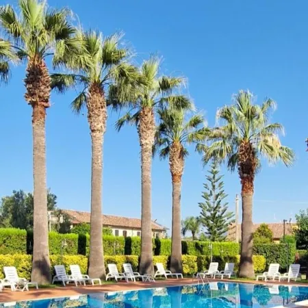 Villa Laura Residence Hotel Apartments & Studios