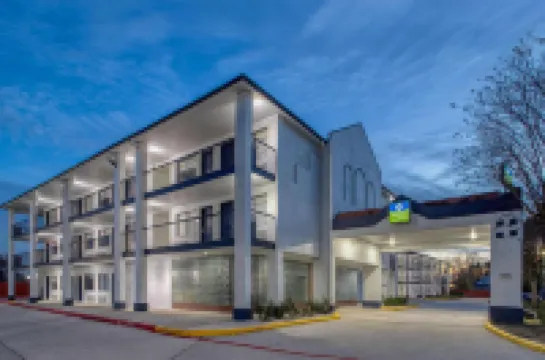 SureStay Hotel by Best Western Spring North Houston Hotels in Montgomery County