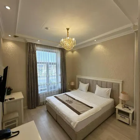 Hayat Plaza Hotel & Spa