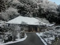 Villa Tabuchi -  Ferienhäuser
