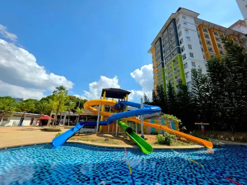 Paragon Water Themepark Suites Melaka by GGM - 4 tähden