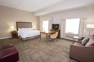 Hampton Inn & Suites Pittsburgh/Harmarville