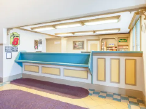 Super 8 by Wyndham Brooklyn Hotels in Jackson County
